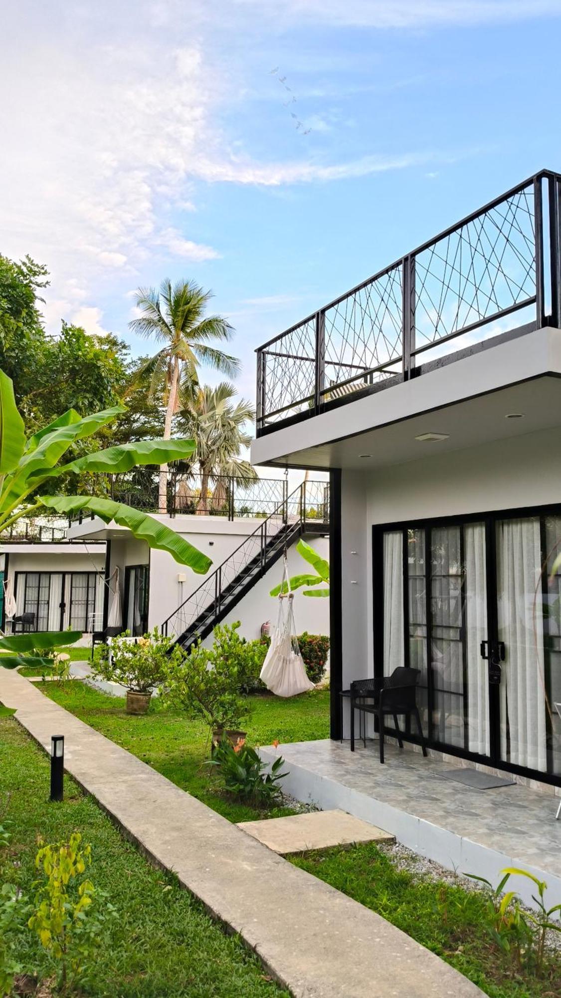 Hotel Coconut Wells Phuket Chalong Exterior foto