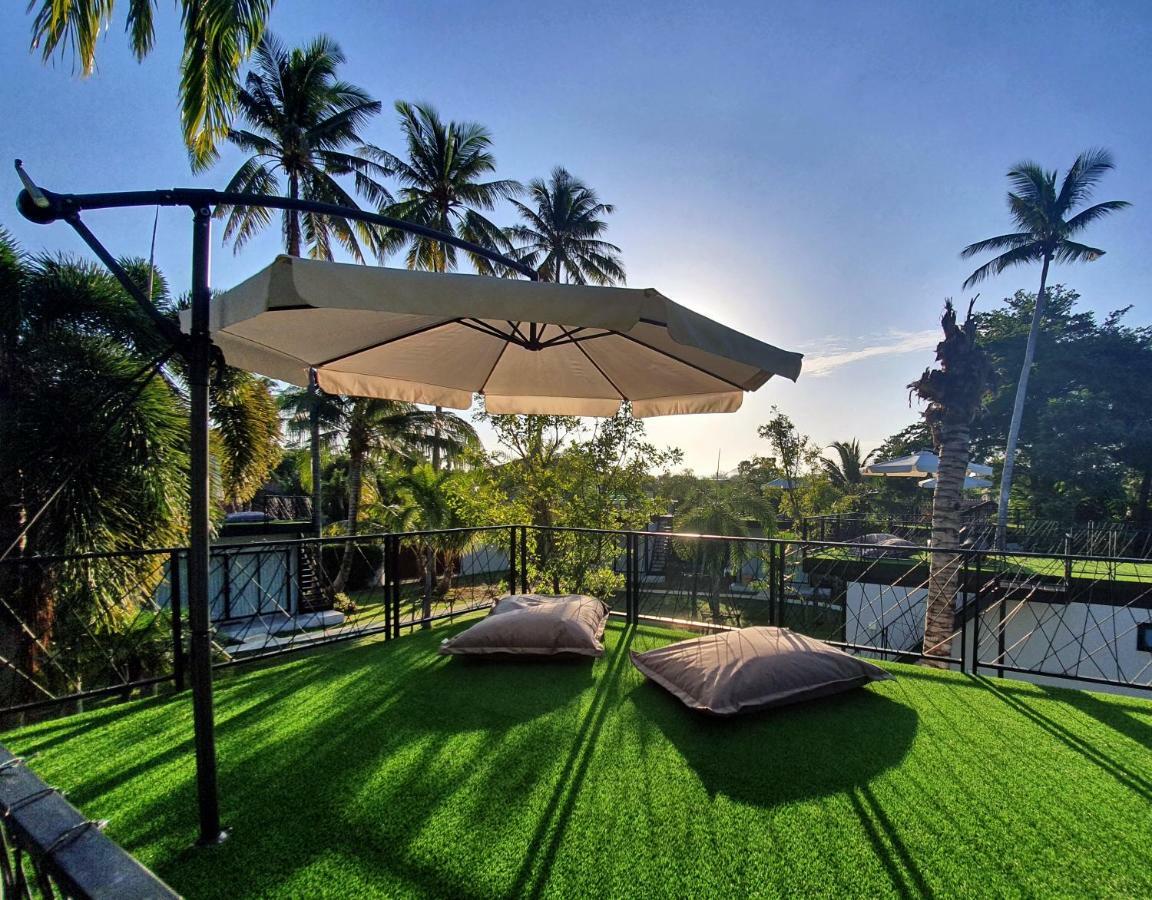Hotel Coconut Wells Phuket Chalong Exterior foto