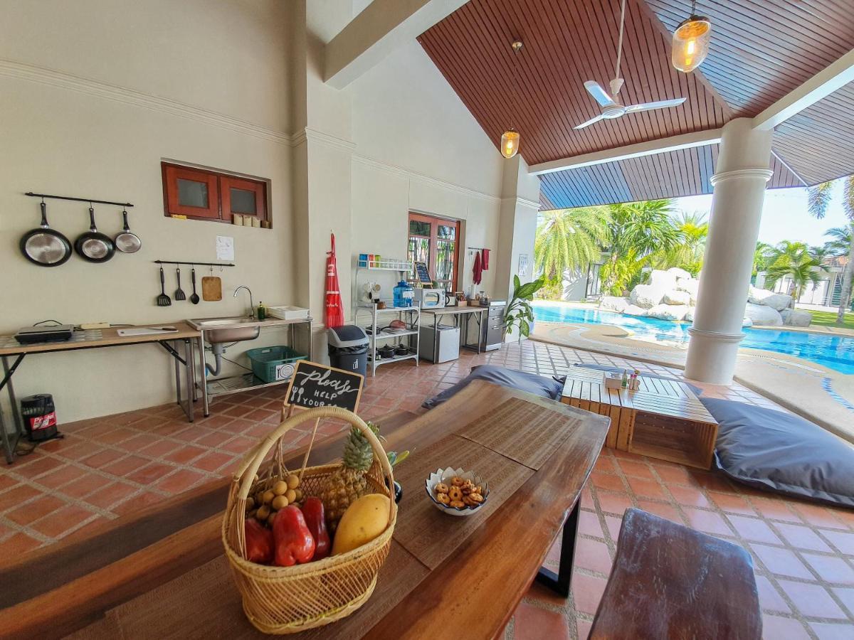Hotel Coconut Wells Phuket Chalong Exterior foto